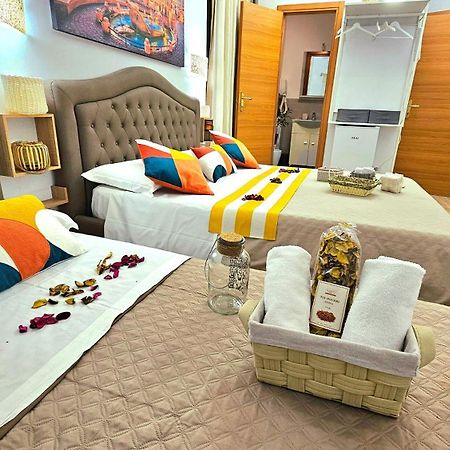 A Casa Simpatia Roma - Free Parking If You Book 4 Nights Bed and Breakfast Εξωτερικό φωτογραφία
