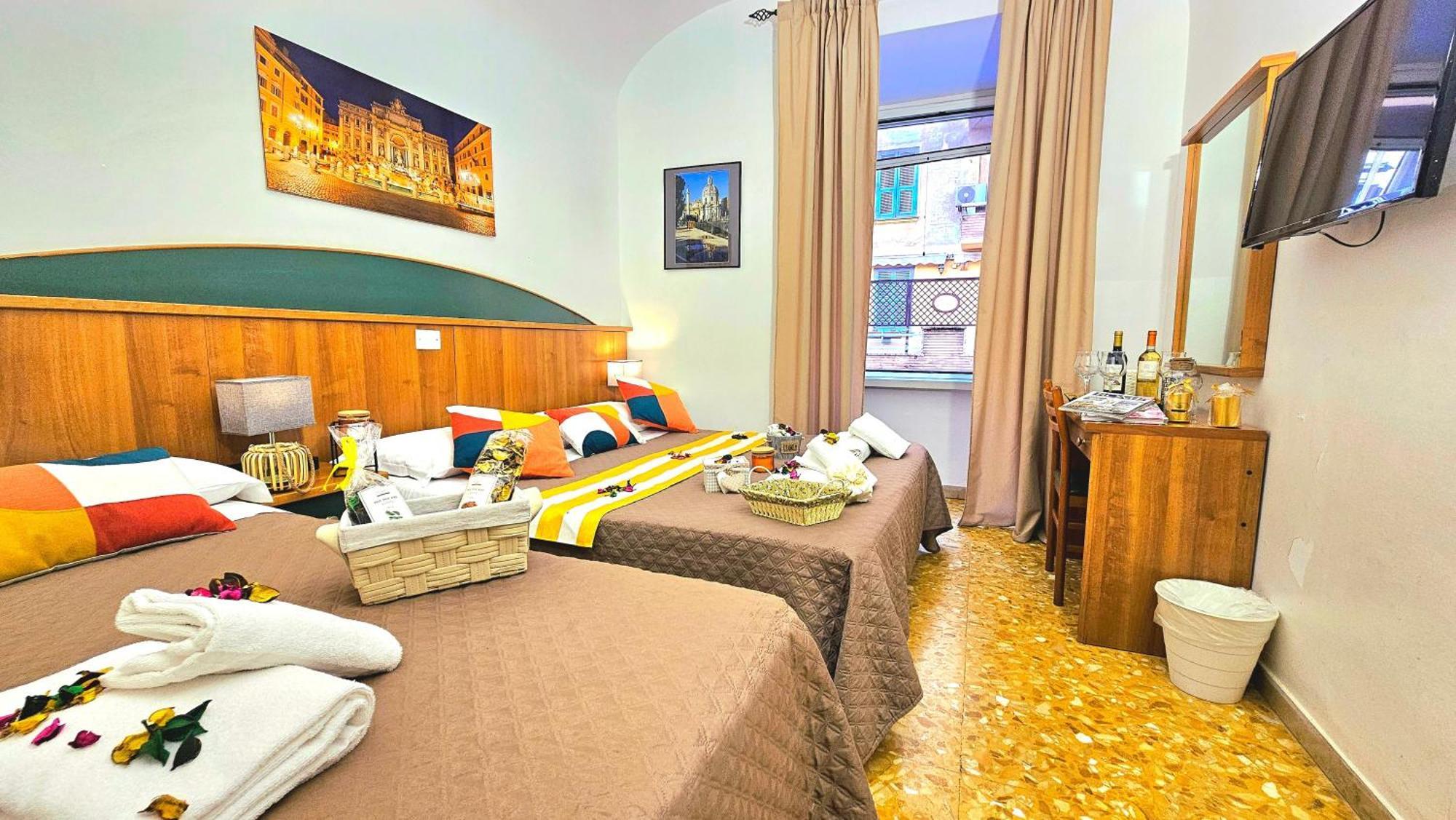 A Casa Simpatia Roma - Free Parking If You Book 4 Nights Bed and Breakfast Εξωτερικό φωτογραφία